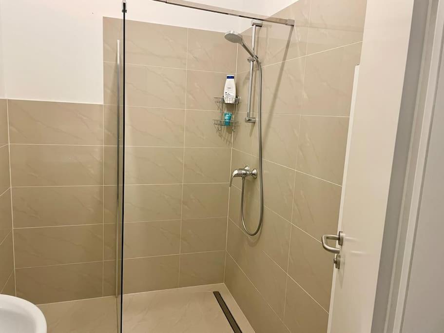70m2 Premium With Terrace & Free Parking Viena